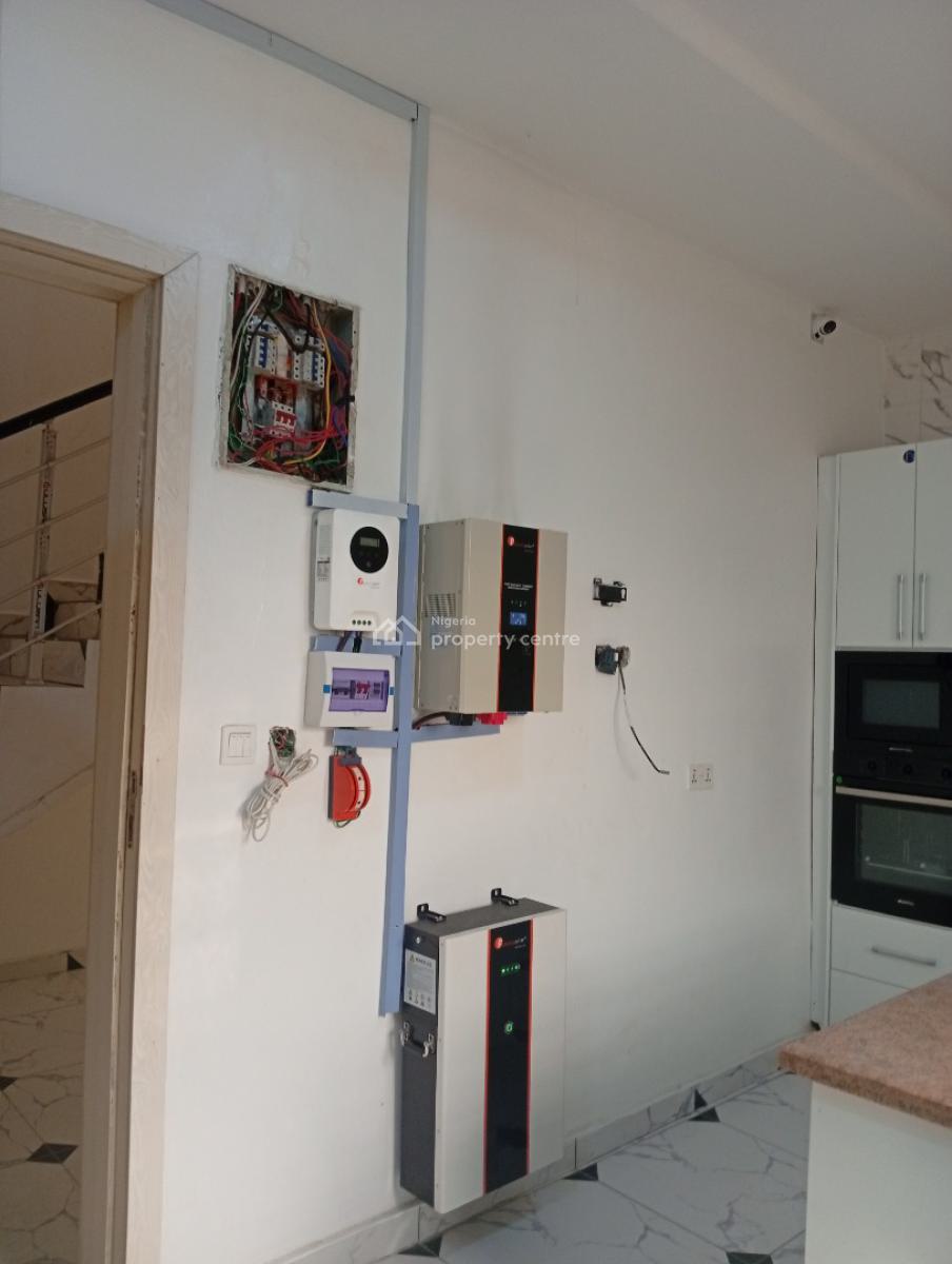 Distressed 4 Bedrooms Semi Detached Duplex with Bq, Orchid Road, Lekki, Lagos, Semi-detached Duplex for Sale