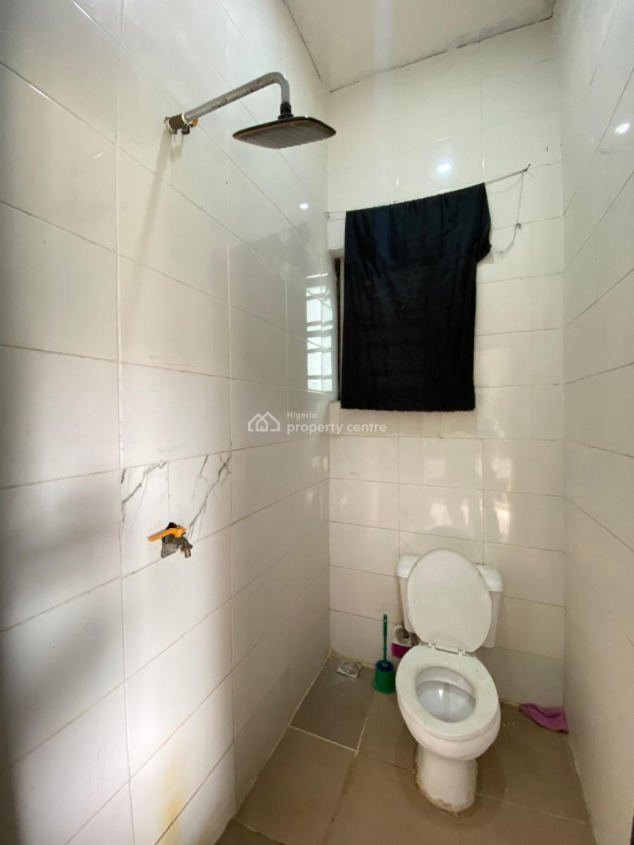 Studio Apartment with Ac Available, Chevron Drive, Lekki, Lagos, Flat / Apartment for Rent