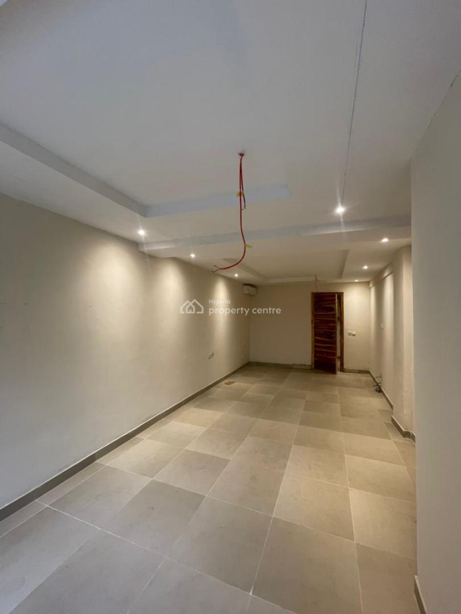 3 Bedroom Apartment, Lekki Phase 1, Lekki, Lagos, Flat / Apartment for Rent