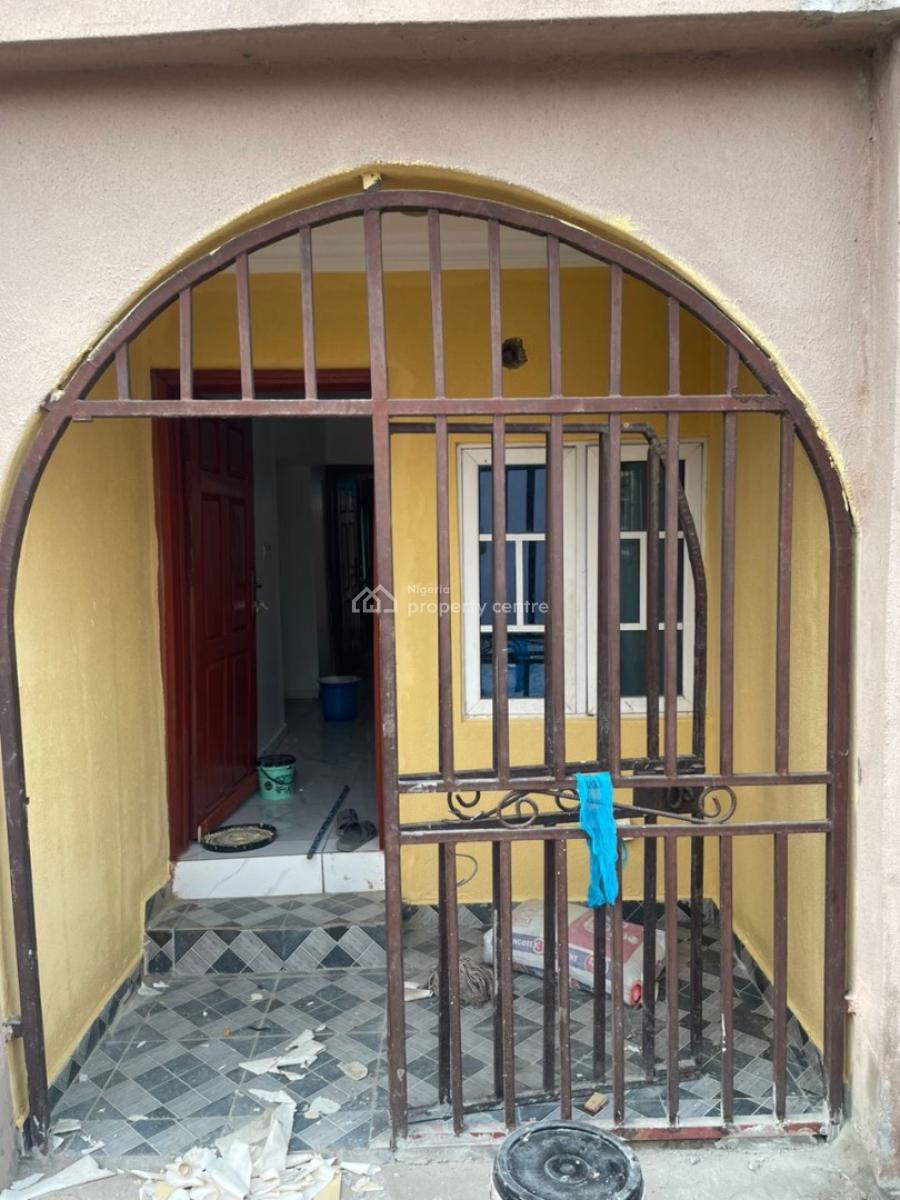 Decent Renovated 2 Bedroom Ground Flat, Mende, Maryland, Lagos, House for Rent