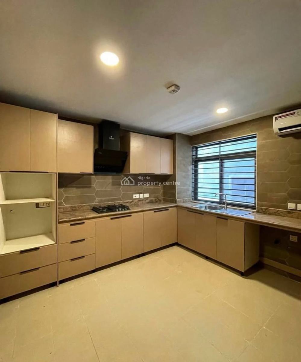 Spacious 2-bedroom Apartment, Oniru, Victoria Island (vi), Lagos, Flat / Apartment for Rent