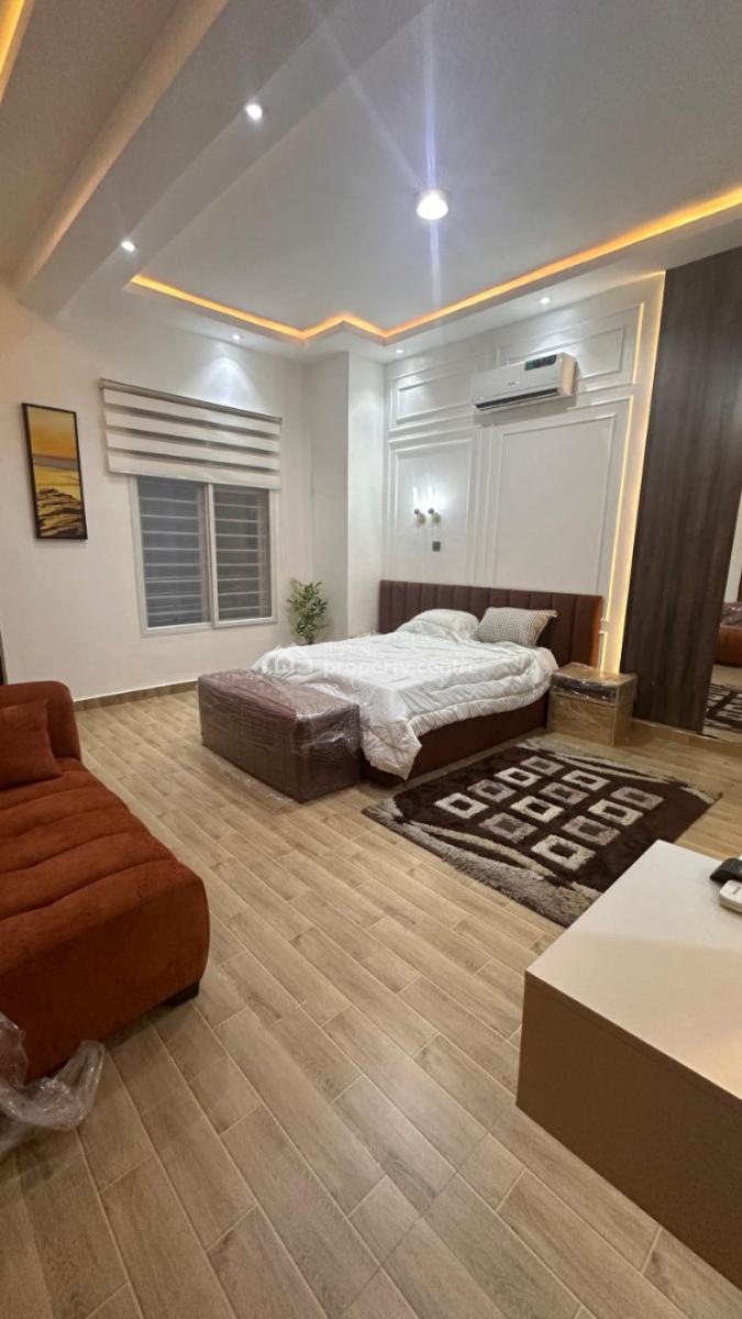 Fully Furnished 2 Bedroom Apartment, Adekunle, Yaba, Lagos, Flat / Apartment for Sale