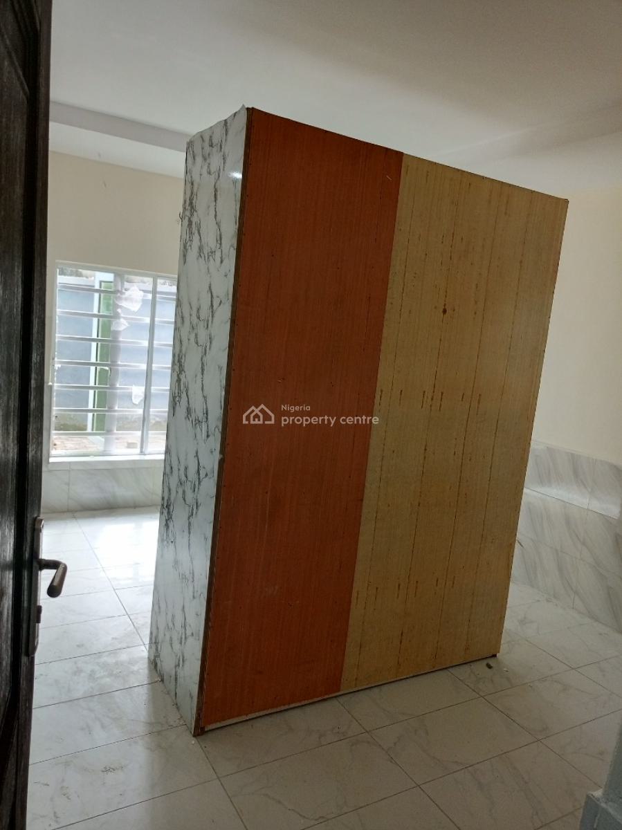 Newly Refurbished 3 Bedrooms Spacious Luxury Apartment, Hopeville Estate, Sangotedo, Ajah, Lagos, Flat / Apartment for Rent