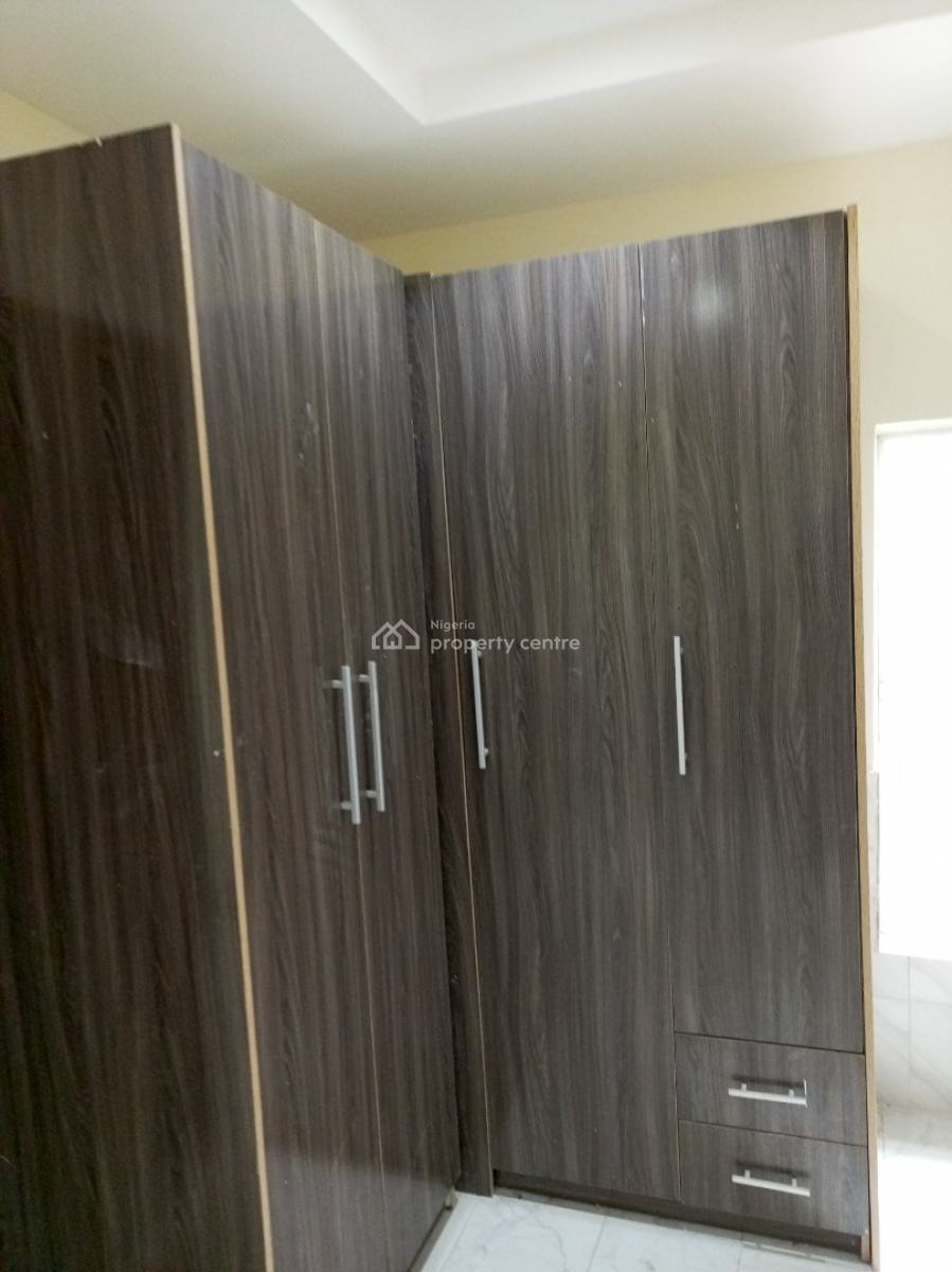 Newly Refurbished 3 Bedrooms Spacious Luxury Apartment, Hopeville Estate, Sangotedo, Ajah, Lagos, Flat / Apartment for Rent