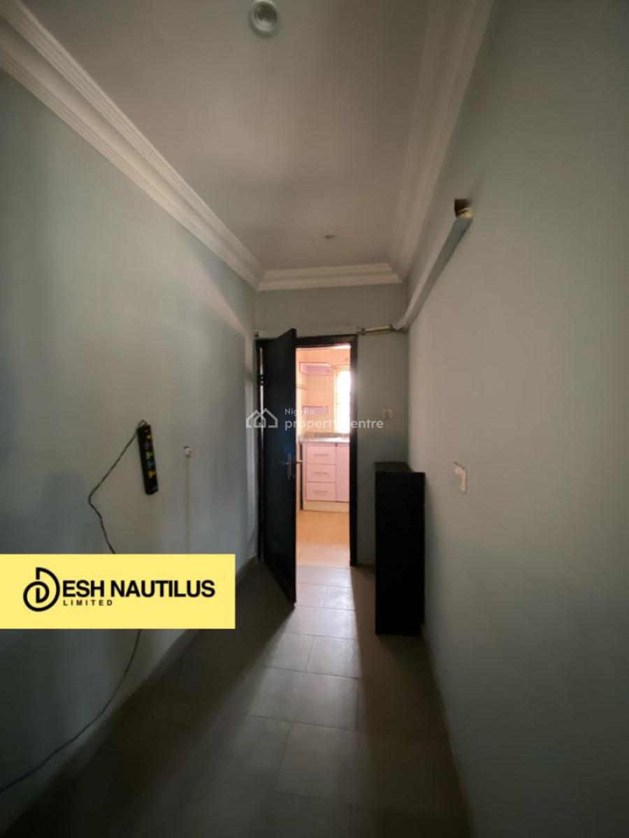 Exquisite 1-bedroom Penthouse, Osapa, Lekki, Lagos, Flat / Apartment for Rent