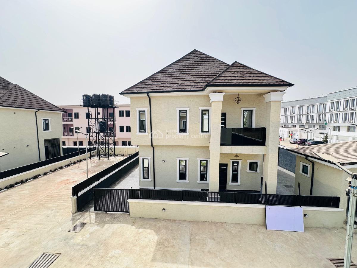 4 Bedroom Detached Duplex with Bq, Gaduwa, Abuja, Detached Duplex for Sale