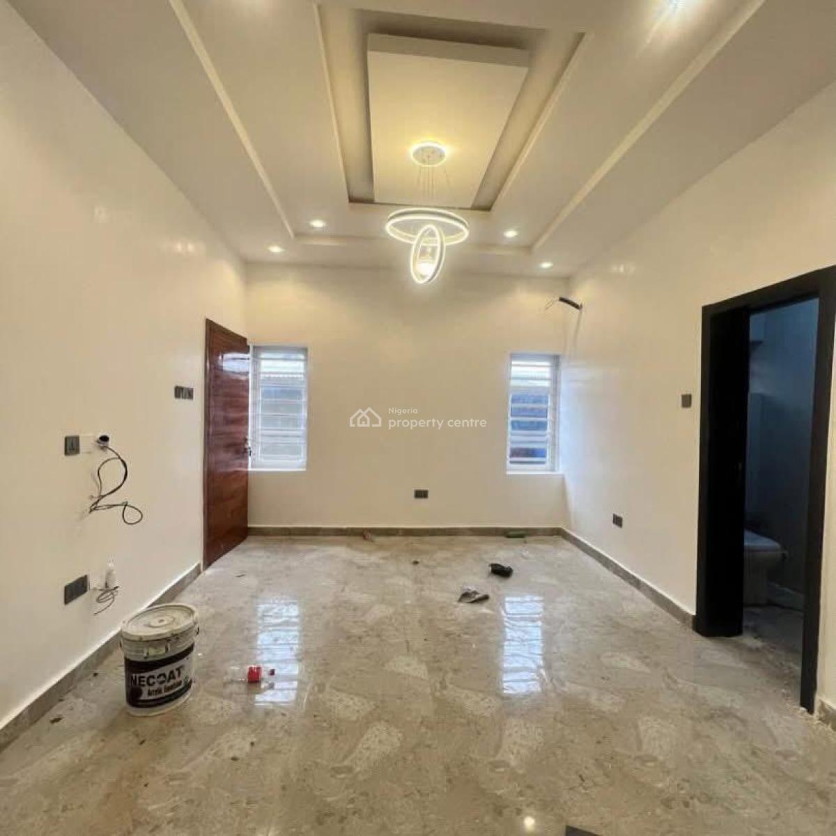 Lovely 2 Bedroom Apartment, Ikeja, Lagos, Flat / Apartment for Sale