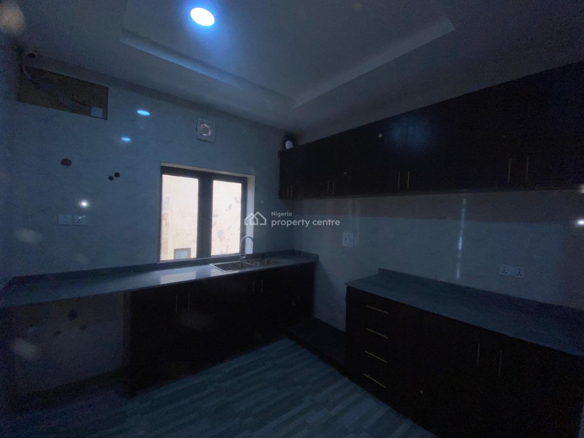 Newly-built 3 Bedroom Apartment, Wuye, Abuja, Flat / Apartment for Sale