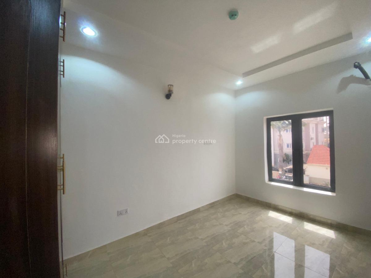 Newly-built 3 Bedroom Apartment, Wuye, Abuja, Flat / Apartment for Sale