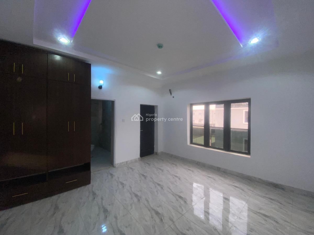 Newly-built 3 Bedroom Apartment, Wuye, Abuja, Flat / Apartment for Sale