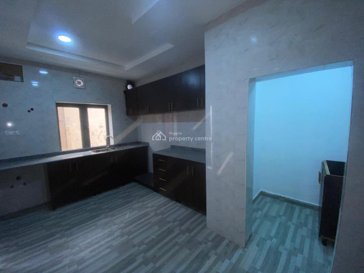 Newly-built 3 Bedroom Apartment, Wuye, Abuja, Flat / Apartment for Sale