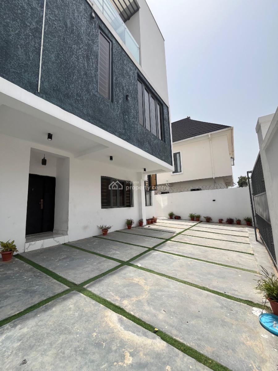 4 Bedroom Terraced Duplex, Ologolo, Lekki, Lagos, Detached Duplex for Sale