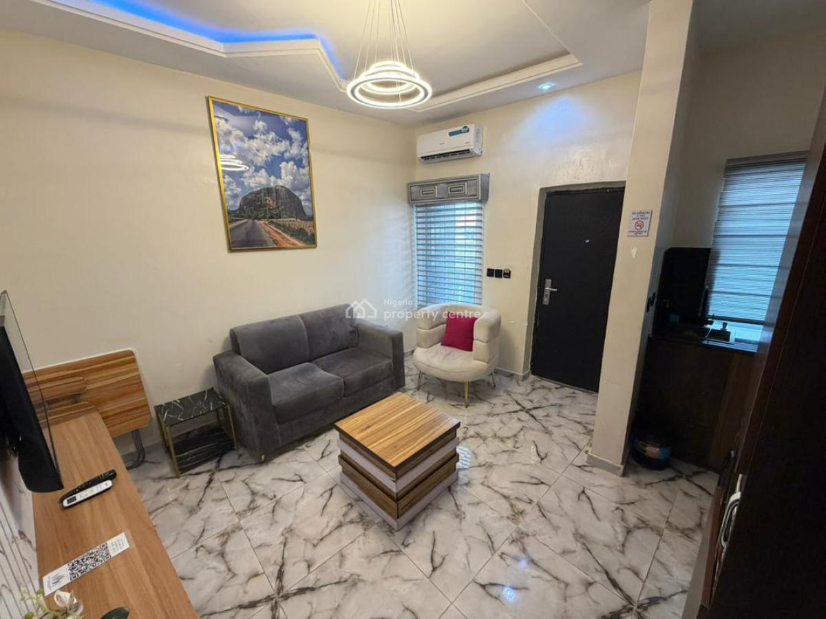 1 Bedroom Luxury Apartment, 4 Gbemisola Close, Vintage Estate, Sangotedo, Ajah, Lagos, Flat / Apartment Short Let