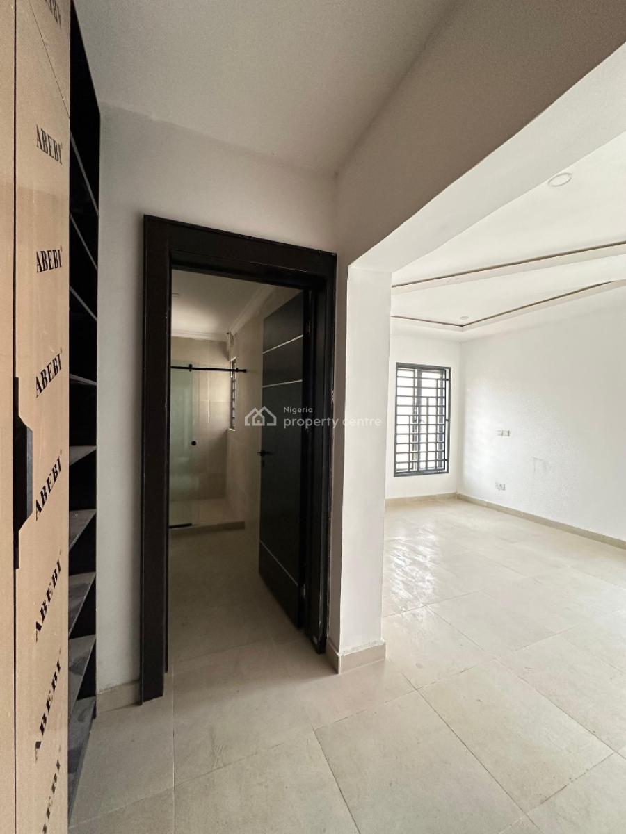Newly Built 4 Bedroom Apartment, Lekki Phase 1, Lekki, Lagos, Flat / Apartment for Sale