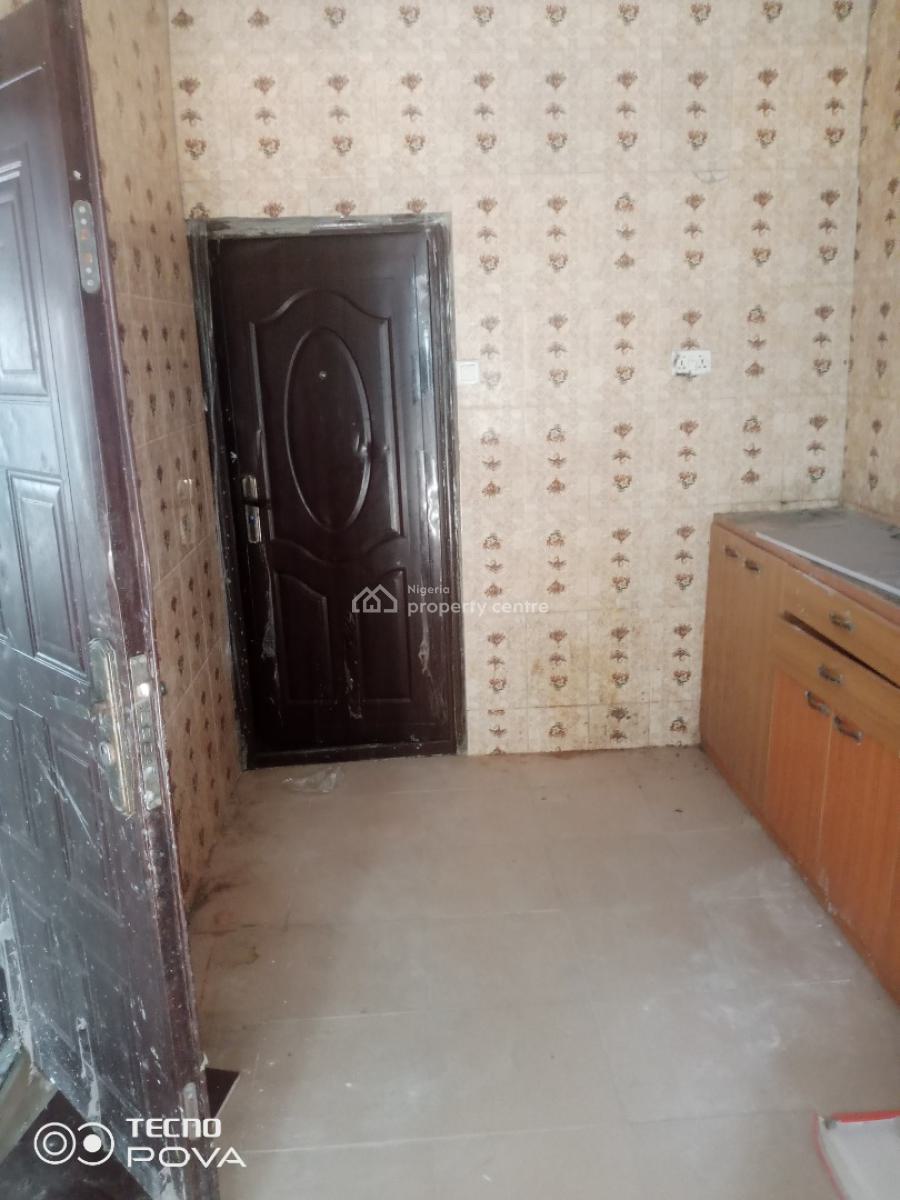 Clean 3 Bedroom Flat Standard, Igbo Agbowa Off Ibeshe Road By Abuja Bus Stop, Ikorodu, Lagos, Flat / Apartment for Rent