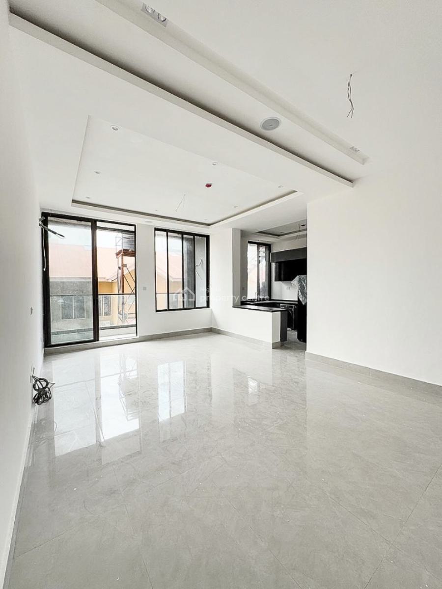 Lovely 3 Bedroom Apartment with Bq, Lekki Phase 1, Lekki, Lagos, Block of Flats for Sale