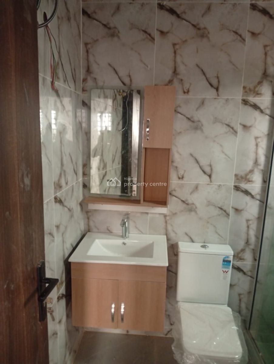 2 Bedroom Duplex, Iju Road, Agege., Iju-ishaga, Agege, Lagos, House for Sale