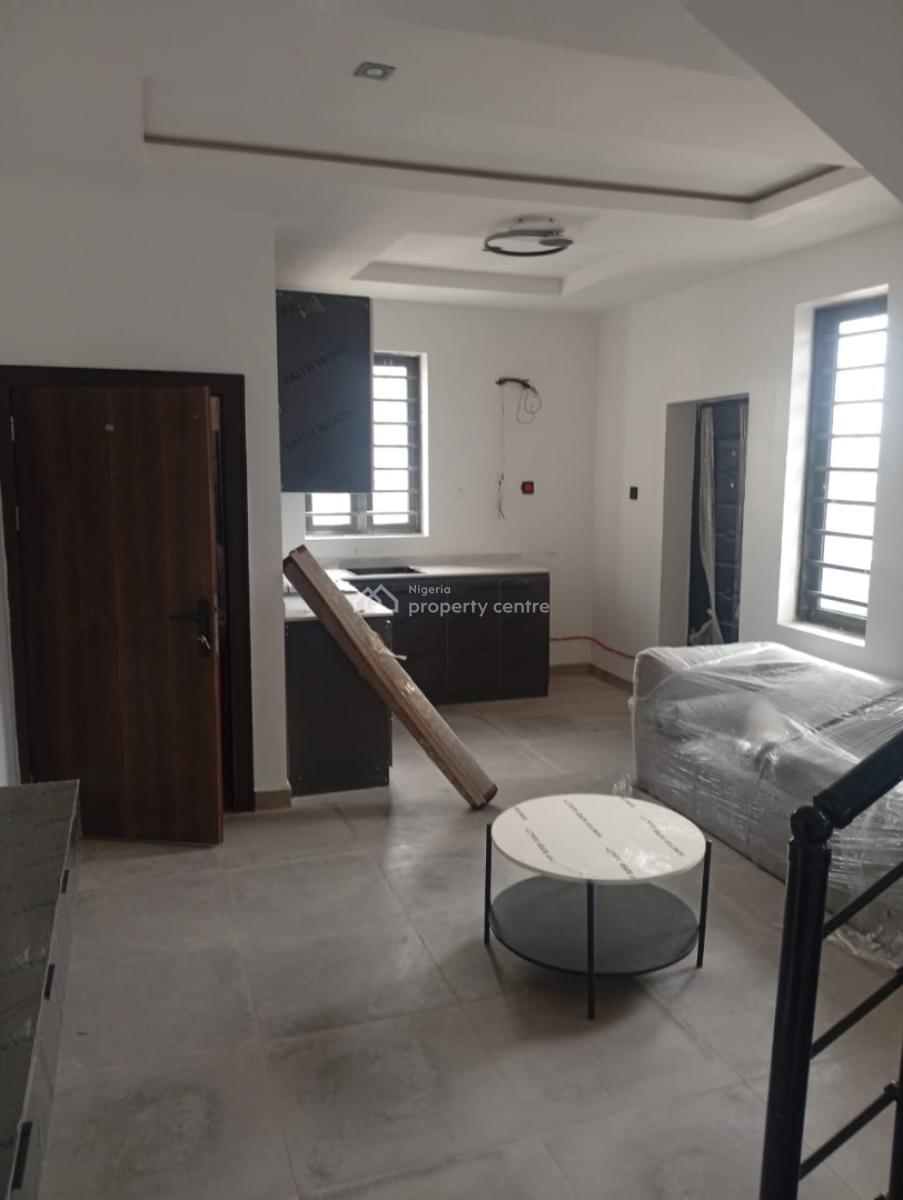 2 Bedroom Duplex, Iju Road, Agege., Iju-ishaga, Agege, Lagos, House for Sale