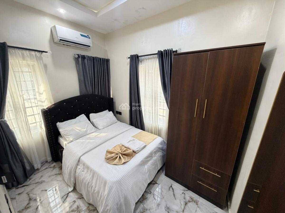1 Bedroom Luxury Apartment, 4 Gbemisola Close, Vintage Estate,, Sangotedo, Ajah, Lagos, Mini Flat (room and Parlour) Short Let