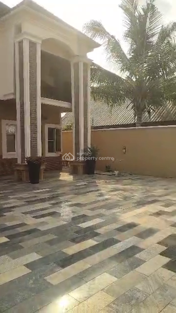 6 Bedroom Detached Duplex, Magodo, Lagos, Detached Duplex for Sale