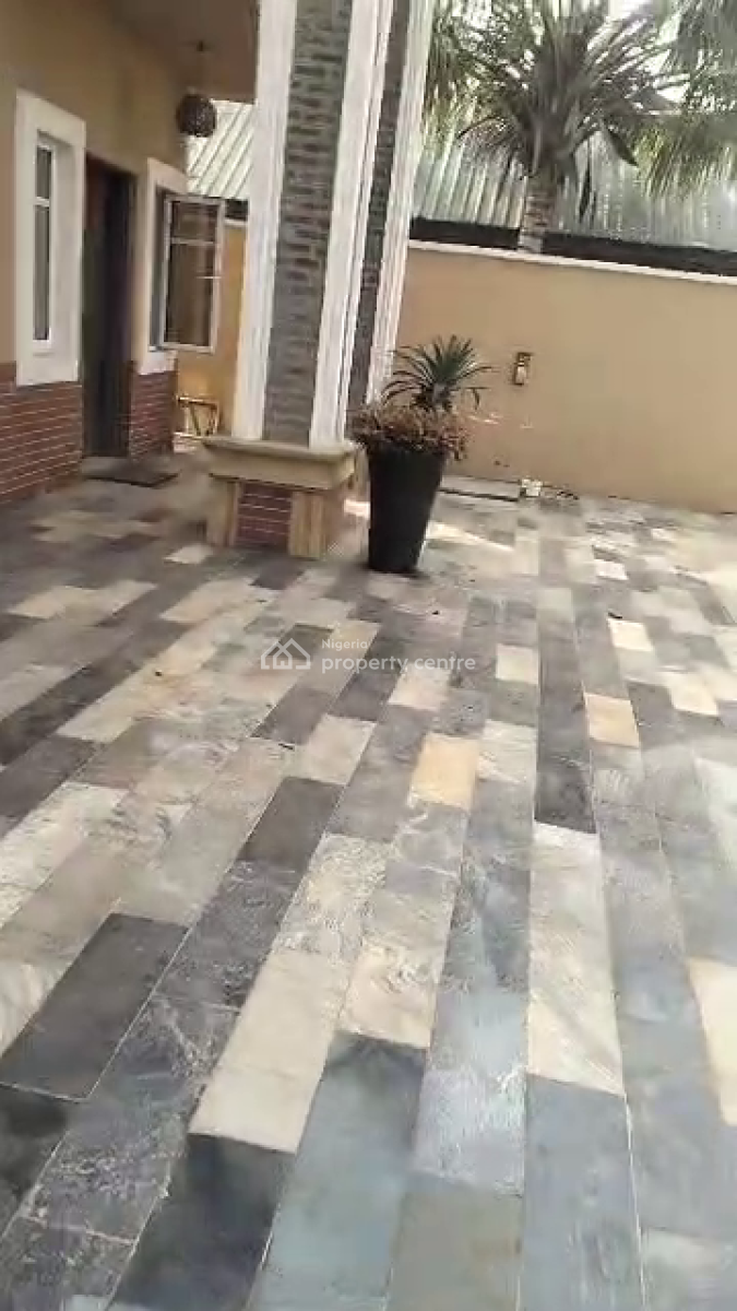 6 Bedroom Detached Duplex, Magodo, Lagos, Detached Duplex for Sale