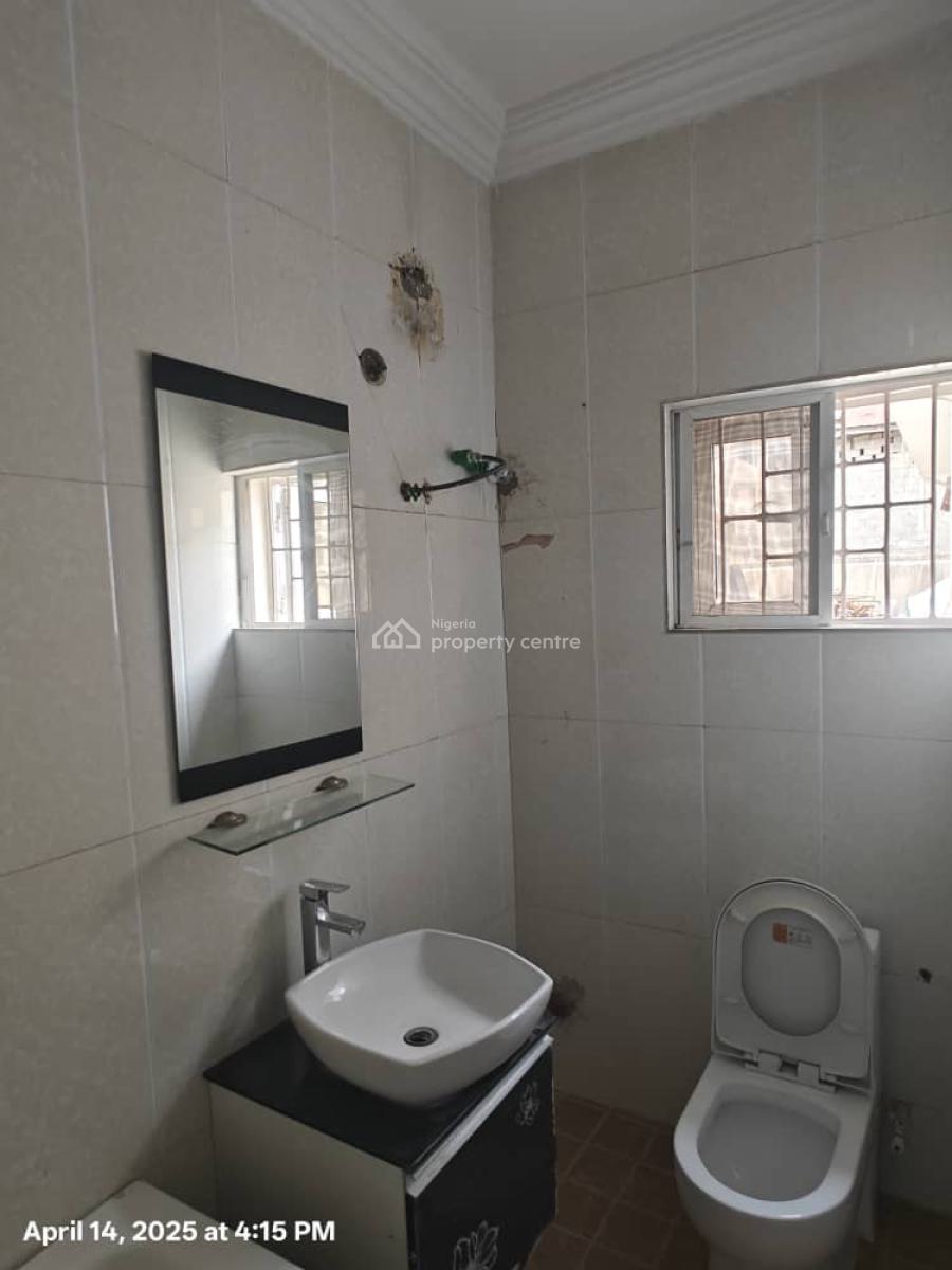 2 Bedroom Inside an Estate with 24/7 Light, Osapa London, Osapa, Lekki, Lagos, Flat / Apartment for Rent