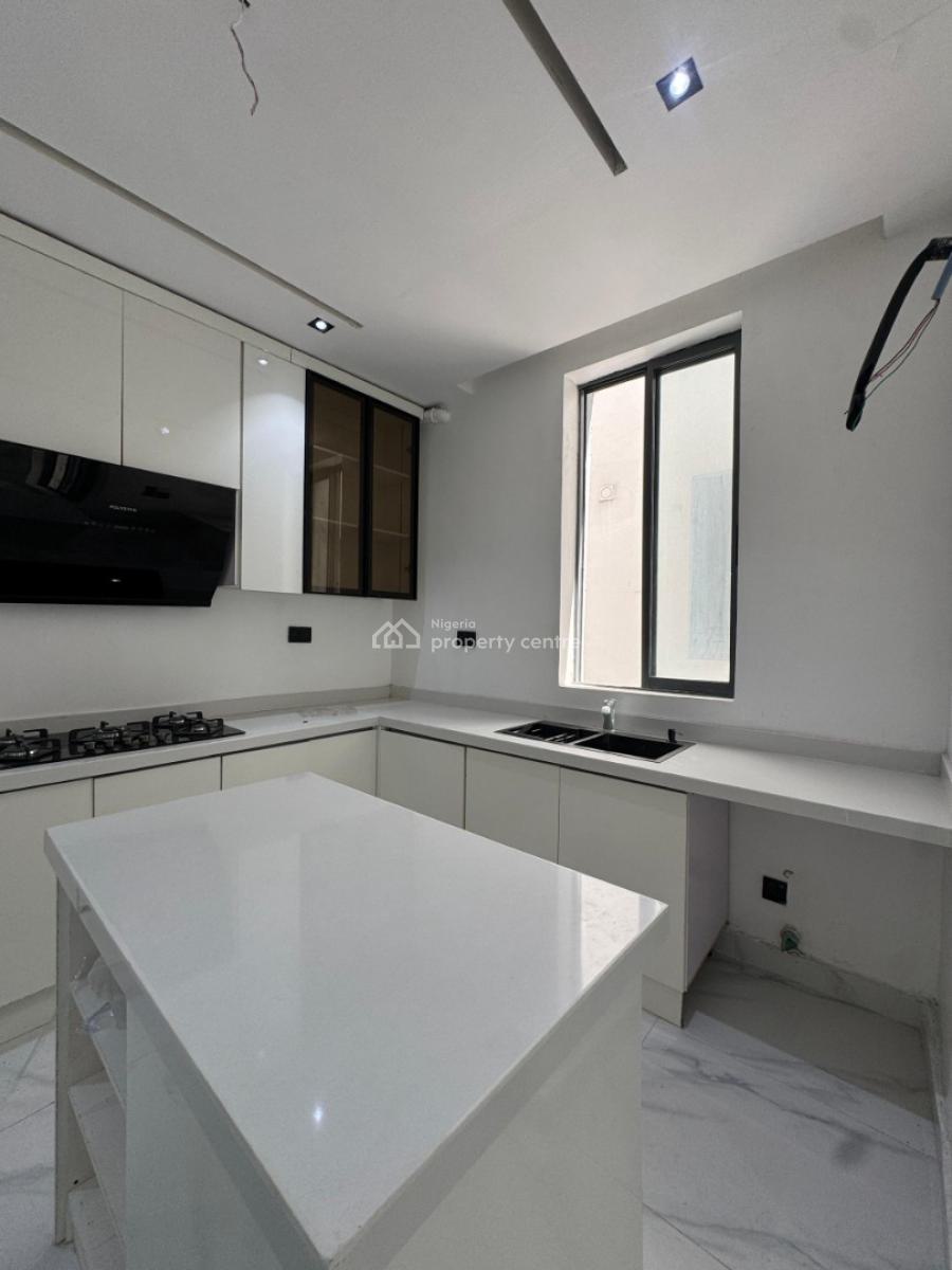 Luxury 2  Bedroom Apartment, Off Freedom Way, Lekki Phase 1, Lekki, Lagos, House for Sale