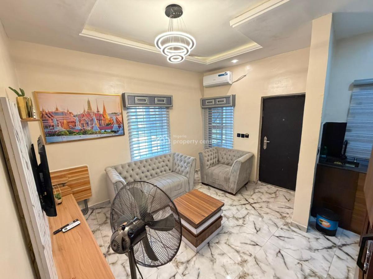 1 Bedroom Apartment, 4 Gbemisola Close, Vintage Estate,, Sangotedo, Ajah, Lagos, Mini Flat (room and Parlour) Short Let