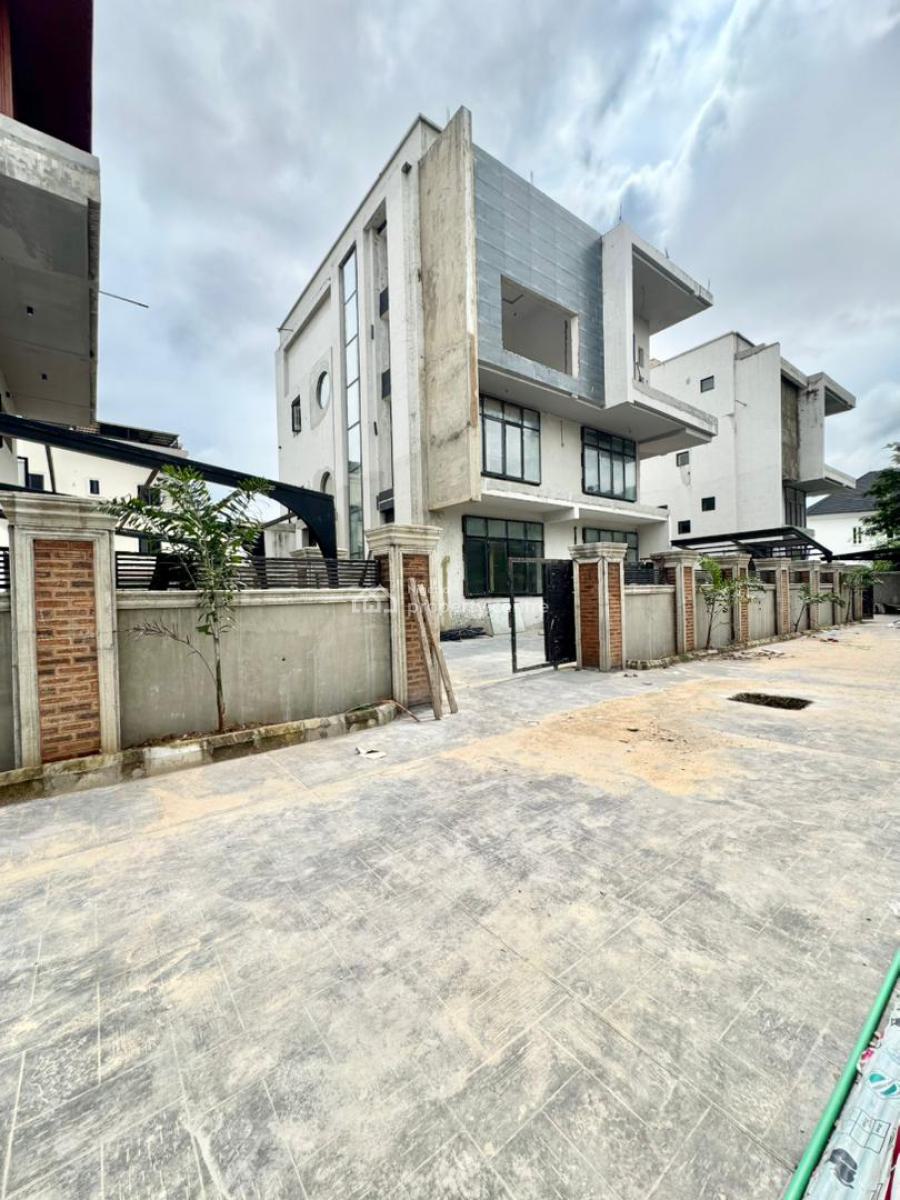 Beautifully Built 5 Bedroom Detached Villa with 2 Bqs, Old Ikoyi, Ikoyi, Lagos, Detached Duplex for Sale