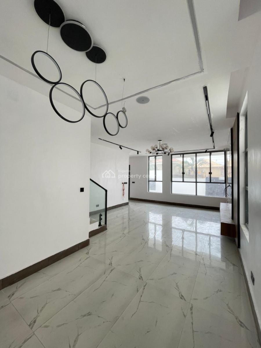 Luxury 2  Bedroom Apartment, Lekki Phase 1, Lekki, Lagos, Detached Duplex for Sale