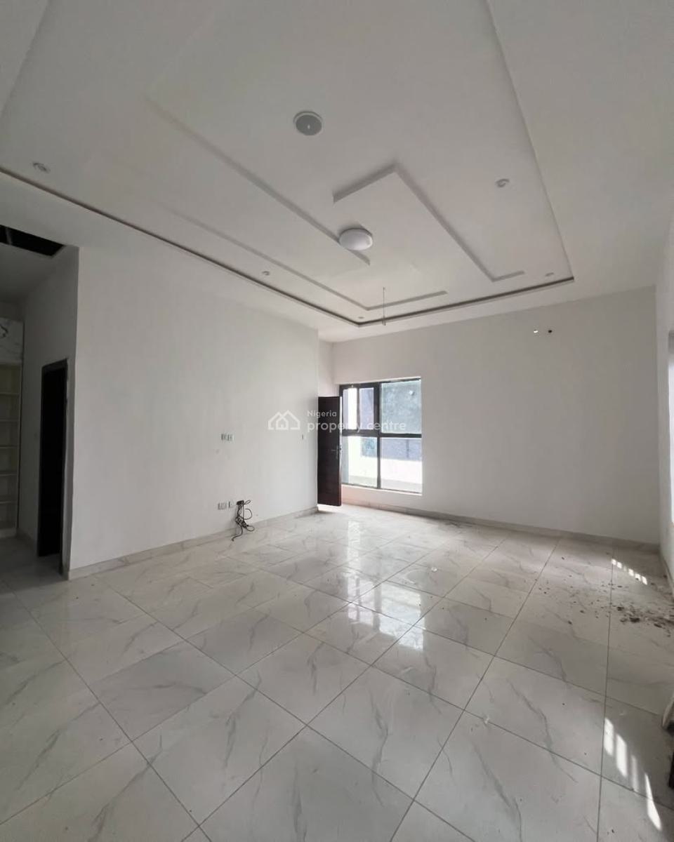 Very Spacious 4 Bedroom Terraced Duplex, New Road, Alpha Beach Road, Igbo Efon, Lekki, Lagos, Flat / Apartment for Rent