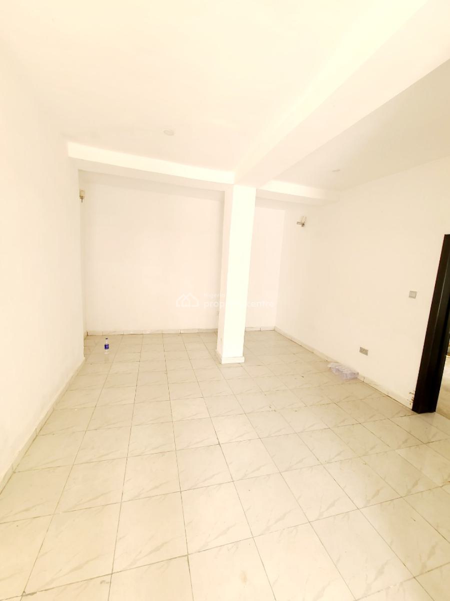 Spacious 2 Bedroom Flat, Ilasan, Ilasan, Lekki, Lagos, Flat / Apartment for Rent