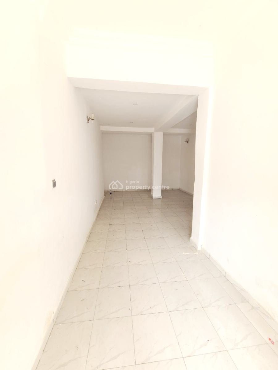 Spacious 2 Bedroom Flat, Ilasan, Ilasan, Lekki, Lagos, Flat / Apartment for Rent