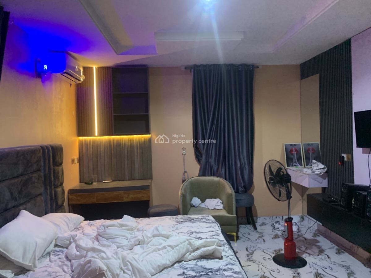 Three (3) Bedroom Flat for Airbnb, Mandela Estate Sars Road, Port Harcourt, Rivers, Flat / Apartment for Rent