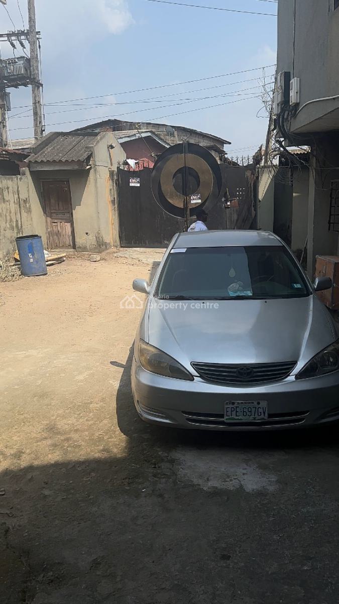 a 550 Sqm of a Landed Property Is Up for Jv, Eyiaro Street Ogudu Orioke Lagos Directly Facing The Express, Ori-oke, Ogudu, Lagos, Mixed-use Land Joint Venture