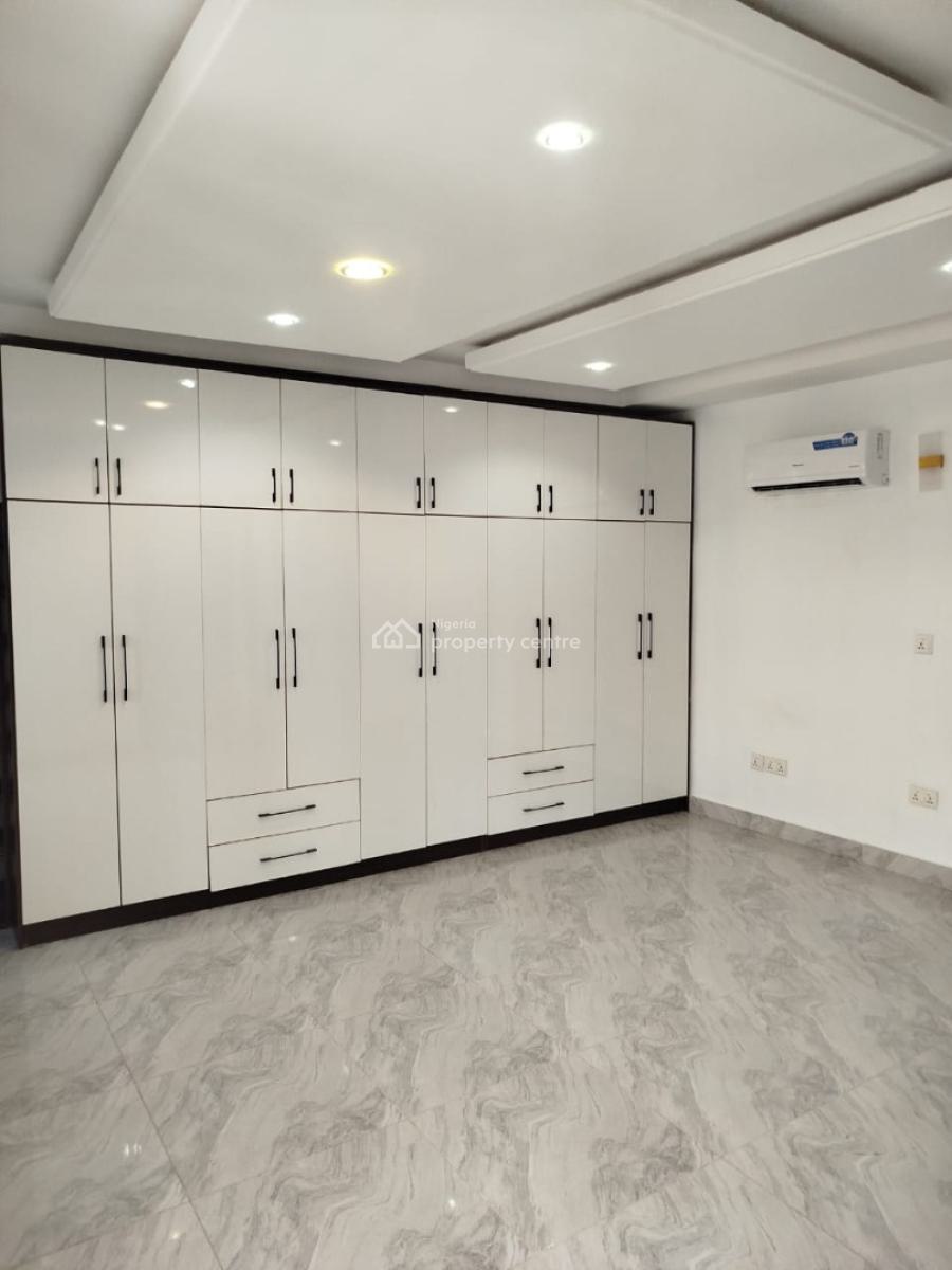 Well Built 4 Bedrooms Terrace Duplex,bq & Partly-furnished Kitchen, Gilmor Area, Jahi, Abuja, Terraced Duplex for Rent