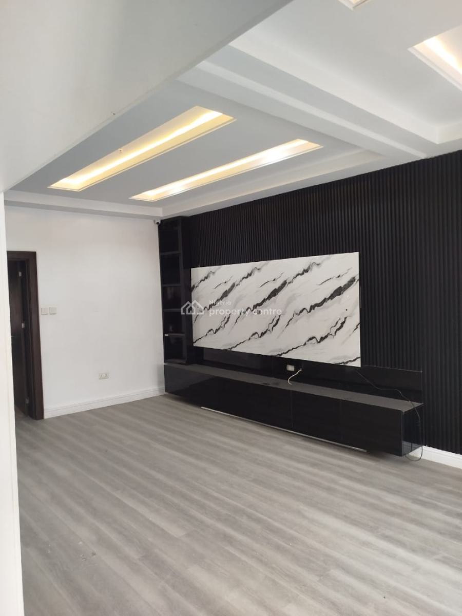 Well Built 4 Bedrooms Terrace Duplex,bq & Partly-furnished Kitchen, Gilmor Area, Jahi, Abuja, Terraced Duplex for Rent