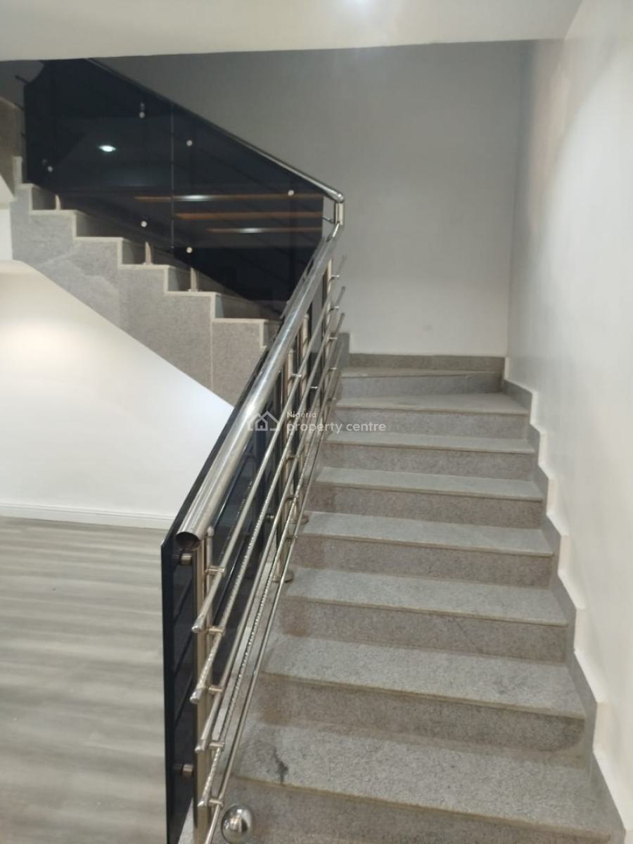 Well Built 4 Bedrooms Terrace Duplex,bq & Partly-furnished Kitchen, Gilmor Area, Jahi, Abuja, Terraced Duplex for Rent