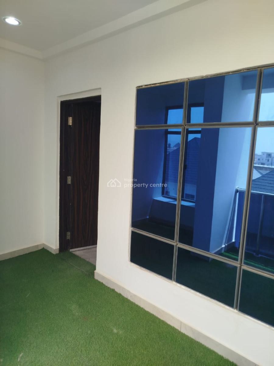 Well Built 4 Bedrooms Terrace Duplex,bq & Partly-furnished Kitchen, Gilmor Area, Jahi, Abuja, Terraced Duplex for Rent