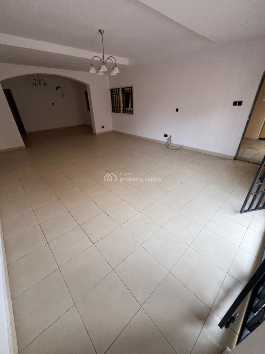 Massive and Brand New 3-bedroom with Bq, Lekki Phase 1, Lekki, Lagos, Flat / Apartment for Rent