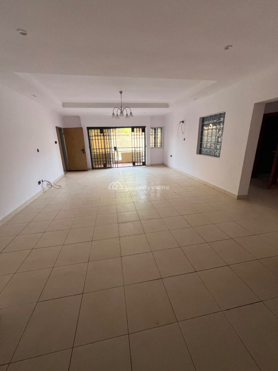 Massive and Brand New 3-bedroom with Bq, Lekki Phase 1, Lekki, Lagos, Flat / Apartment for Rent