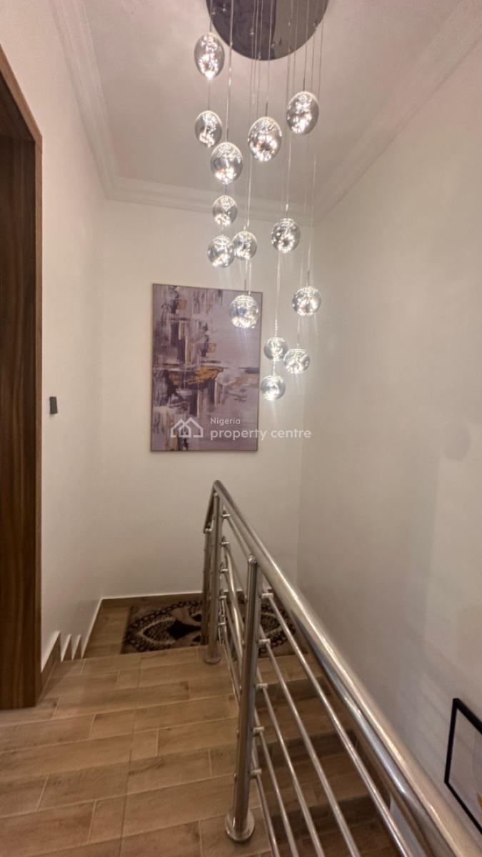 Fully Furnished 2 Bedroom Masionette, Lekki Phase 1, Lekki, Lagos, Flat / Apartment for Rent