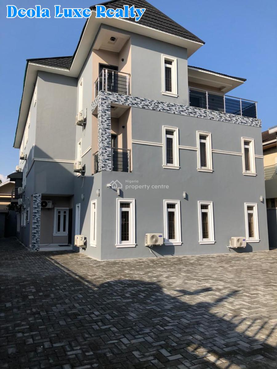 a Well Maintained 6 Units of 2 Bedroom Apartment in a Spacious Compoud, Off Admiralty Way, Lekki Phase 1, Lekki, Lagos, House for Rent