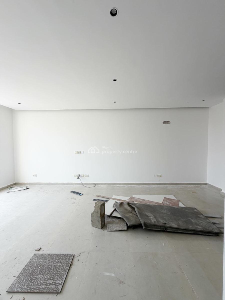 Lovely 3 Bedroom Apartment with Bq, Lekki Phase 1, Lekki, Lagos, Block of Flats for Sale