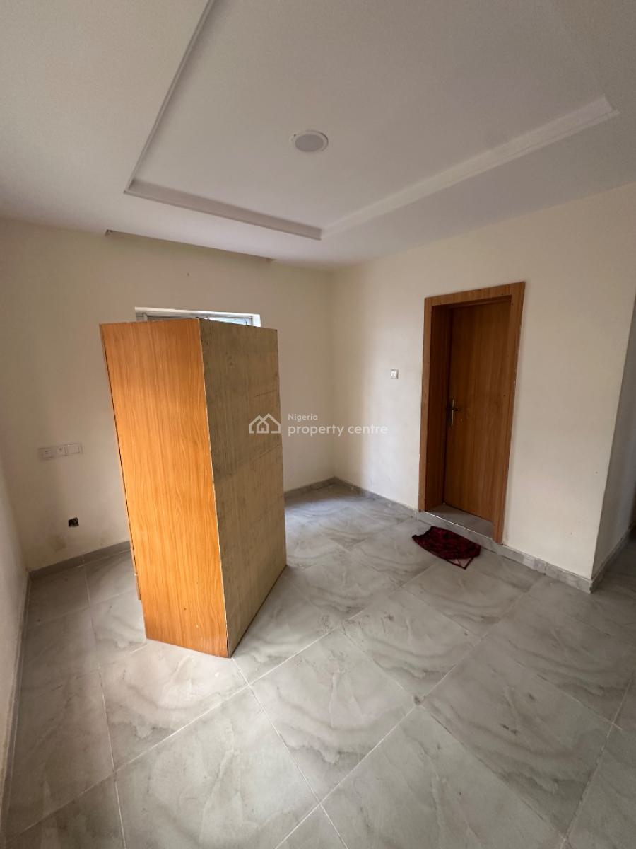 3 Bedroom Apartment, Surulere, Lagos, Flat / Apartment for Sale