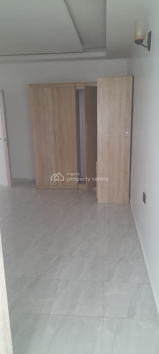 Newly Renovated 3 Bedroom Apartment, Horizon Height/ Spar Road, Lekki, Lagos, Flat / Apartment for Rent