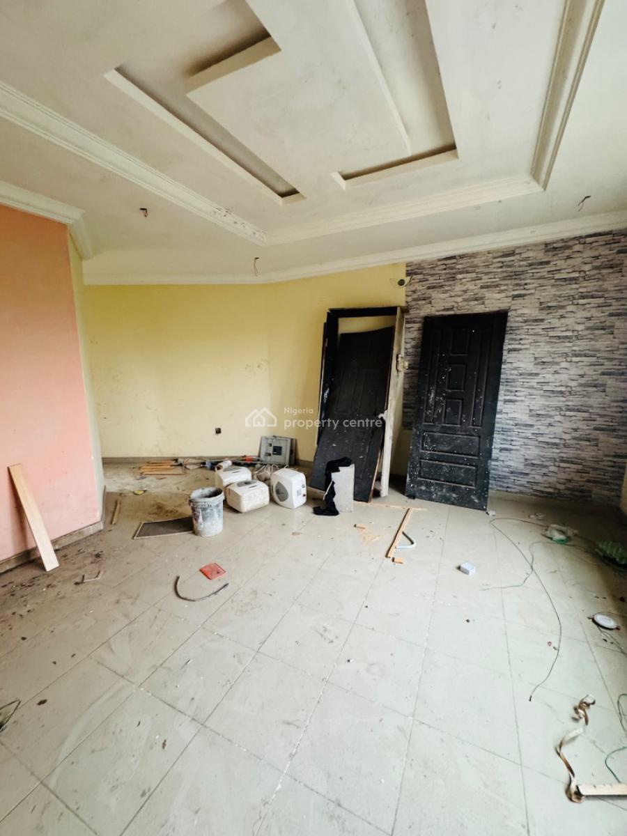 Renovated 3 Bedroom Semi Detached Duplex with Bq, Gra Phase 1, Magodo, Lagos, Semi-detached Duplex for Sale