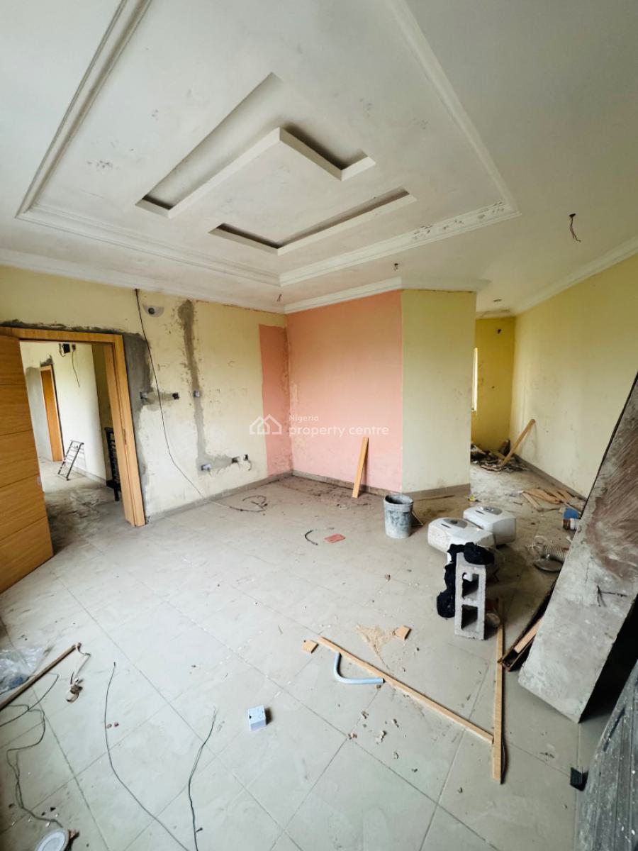 Renovated 3 Bedroom Semi Detached Duplex with Bq, Gra Phase 1, Magodo, Lagos, Semi-detached Duplex for Sale