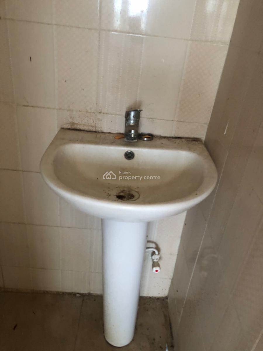 2 Bedroom Flat, Makogi, Magboro, Ogun, Flat / Apartment for Rent