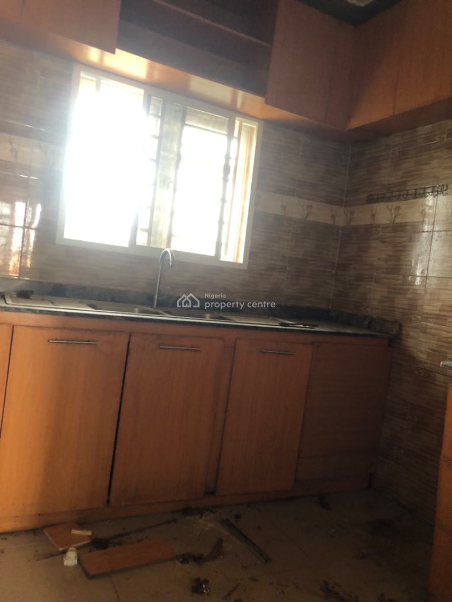 2 Bedroom Flat, Makogi, Magboro, Ogun, Flat / Apartment for Rent